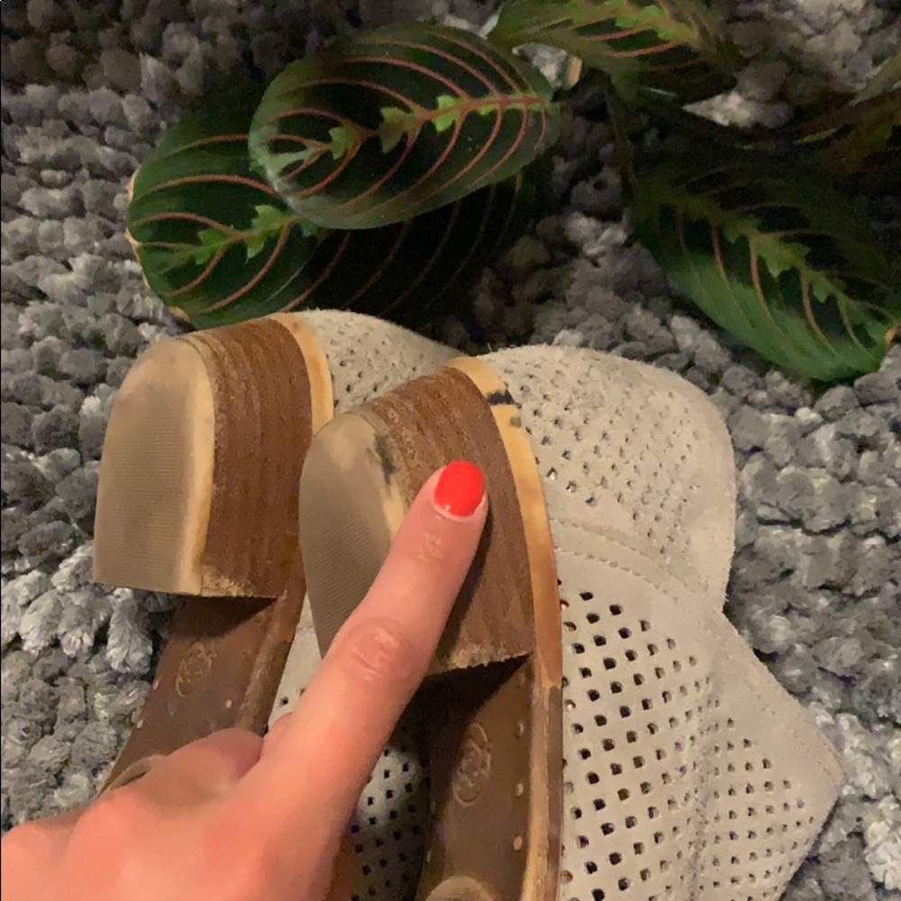 Lucky brand ankle booties | size 8.5 - Picture 7 of 9